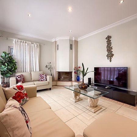 Luxury Holiday Villa Pescadinha Near Beach, อัลบูเฟรา ภายนอก รูปภาพ